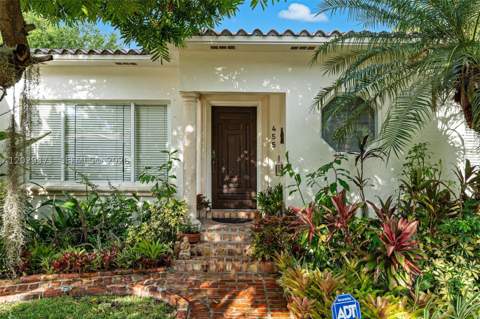 455 W Dilido Dr, Miami Beach FL - photo 7 of 31