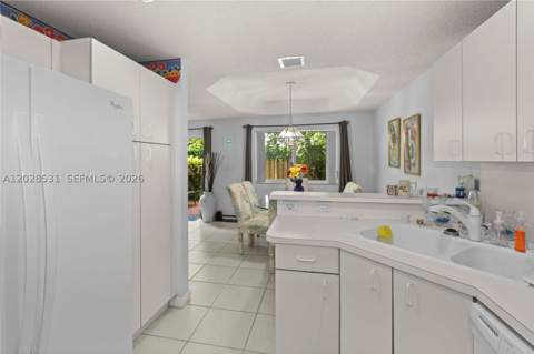 11468 NW 50th Ter, Doral FL - photo 11 of 26