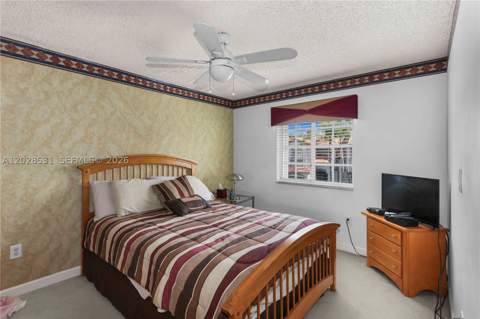 11468 NW 50th Ter, Doral FL - photo 13 of 26
