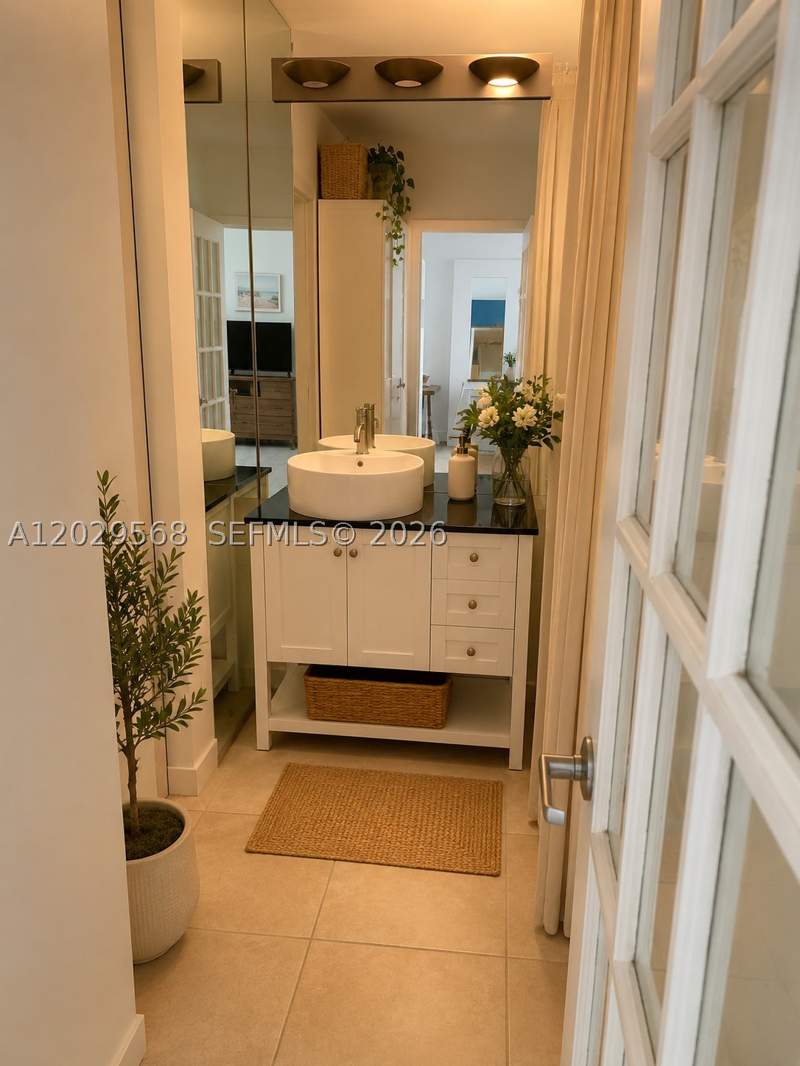 0 bedroom Condominium at 800 West Ave 715, South Bay Club, Miami Beach — photo 5