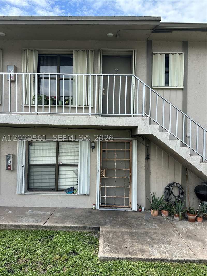 2 bedroom Condominium at 15360 SW 72 St 21, Rozland Condo, Miami — photo 1