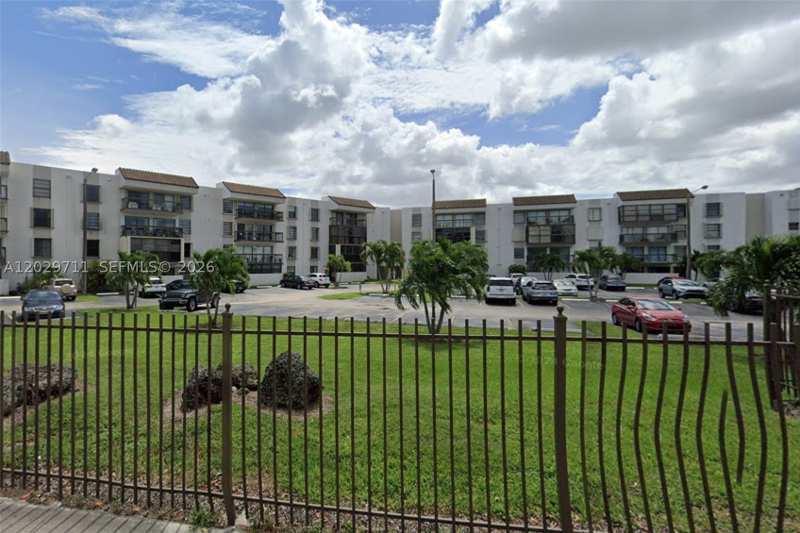 2 bedroom Condominium at 1300 SW 122nd Ave 101-2, Peninsula At Intl Gardens, Miami — photo 1