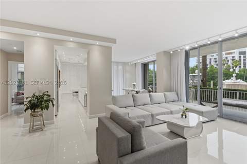 3500 Mystic Pointe Dr 104, Aventura FL - photo 12 of 29
