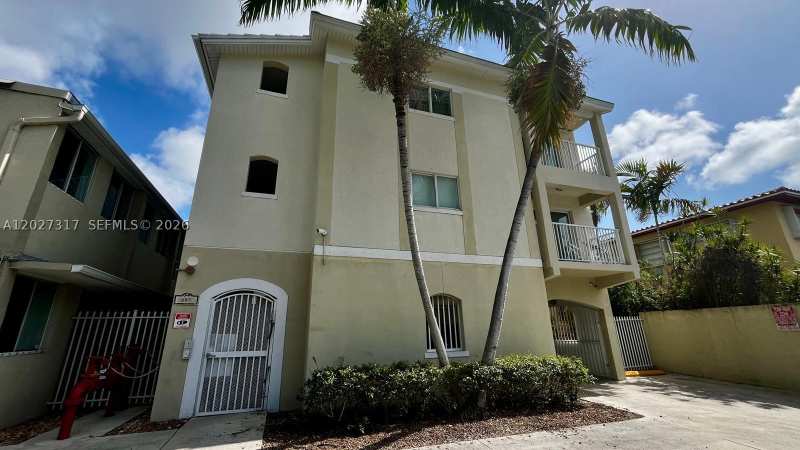1 bedroom Condominium at 1025 SW 7th Ave 5, Havanah Roads Condo, Miami — photo 1