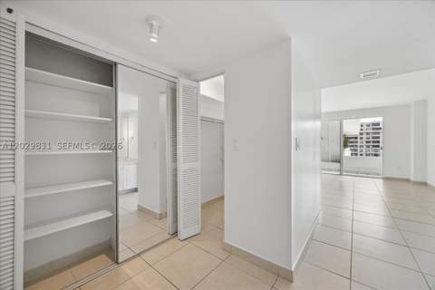 199 Ocean Lane Dr 911, Key Biscayne FL - photo 17 of 25