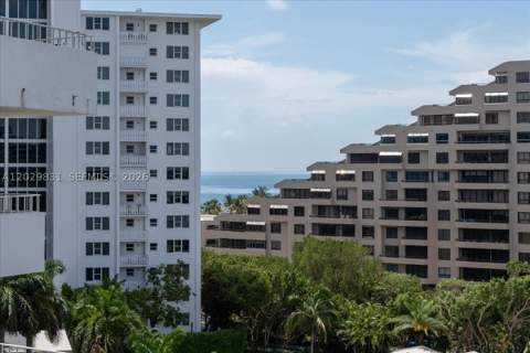 199 Ocean Lane Dr 911, Key Biscayne FL - photo 22 of 25
