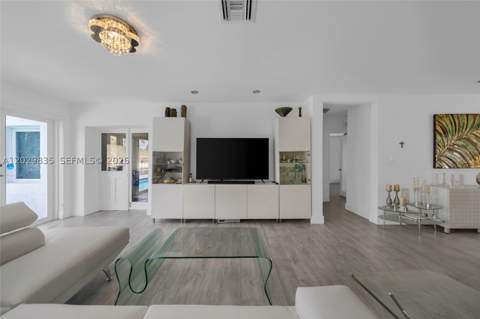 1161 NE 86th St, Miami FL - photo 16 of 28