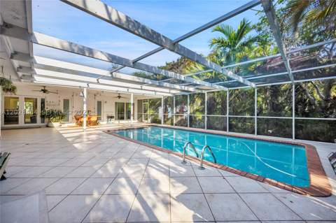 6970 SW 124th St, Pinecrest FL - photo 17 of 22