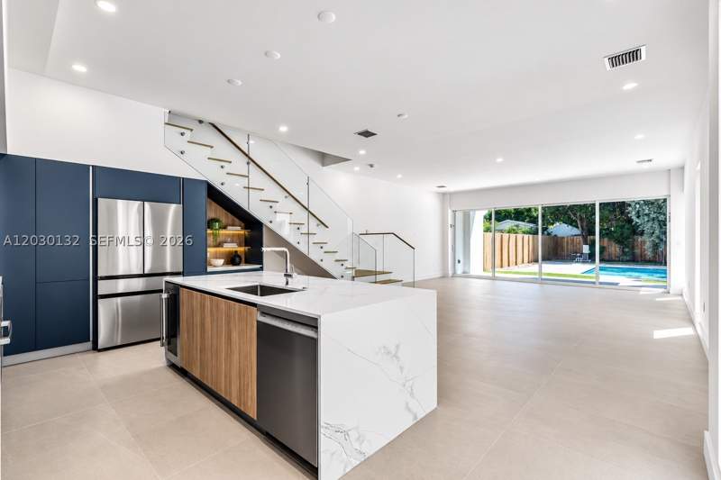 4 bedroom Townhouse at 2841 SW 38th Ct unit B, Realty Securities Corppb, Miami — photo 5