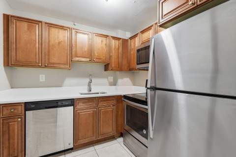 9360 Fontainebleau Boulevard Apt 310, Miami FL - photo 18 of 29