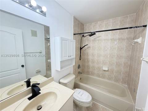 7080 NW 177th St 209-13, Hialeah FL - photo 15 of 19