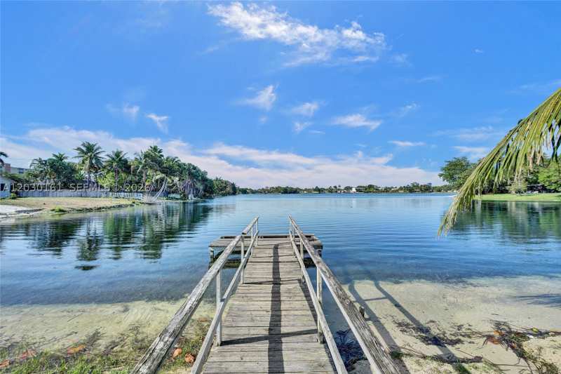 4 bedroom SingleFamilyResidence at 1825 NE 187th St, Greyknoll Ests Resub, Miami — photo 1