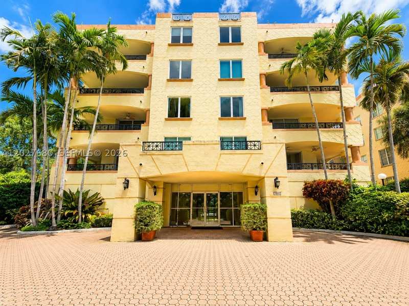 2 bedroom Condominium at 1834 Brickell Ave 43, Villa Brickell Condo, Miami — photo 1