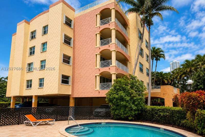 2 bedroom Condominium at 1834 Brickell Ave 43, Villa Brickell Condo, Miami — photo 3