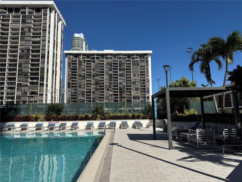 1 bedroom Condominium at 1925 Brickell Ave 1403, BRICKELL PLACE PHASE II C, Miami — photo 1