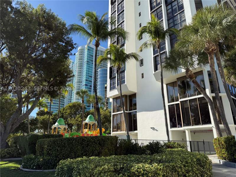 1 bedroom Condominium at 1925 Brickell Ave 1403, BRICKELL PLACE PHASE II C, Miami — photo 5