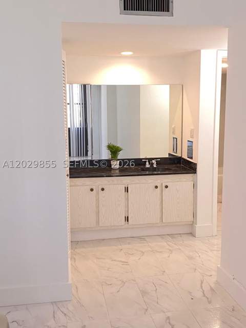 1925 Brickell Ave D610, Miami FL - photo 18 of 37