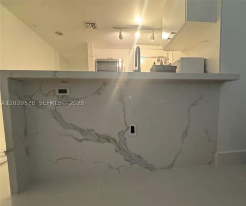 50 Biscayne Blvd 2707, Miami FL - photo 10 of 17