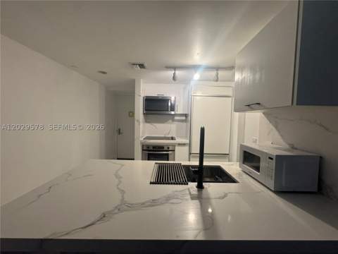 50 Biscayne Blvd 2707, Miami FL - photo 6 of 17