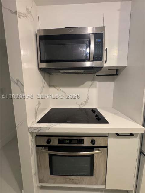 50 Biscayne Blvd 2707, Miami FL - photo 9 of 17