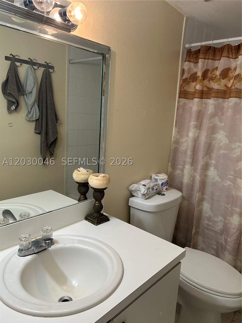 2 bedroom Condominium at 18051 NW 68th Ave K104, Venetian Gardens At Count, Hialeah — photo 2