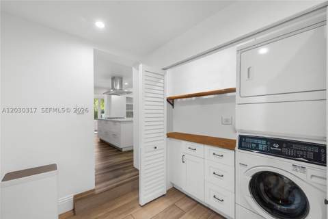 5236 Pine Tree Dr, Miami Beach FL - photo 16 of 52
