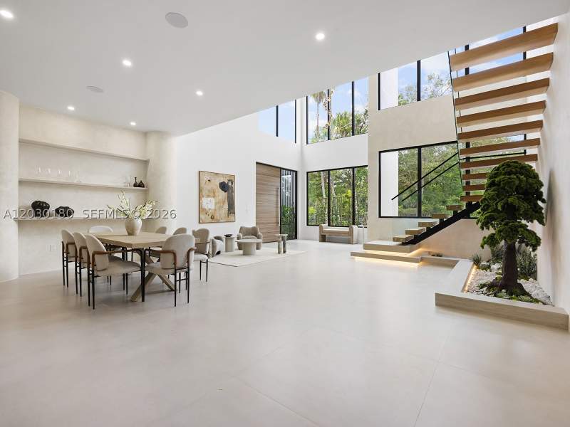 6 bedroom SingleFamilyResidence at 9530 SW 95th Ct, Nutmeg Estates, Miami — photo 2