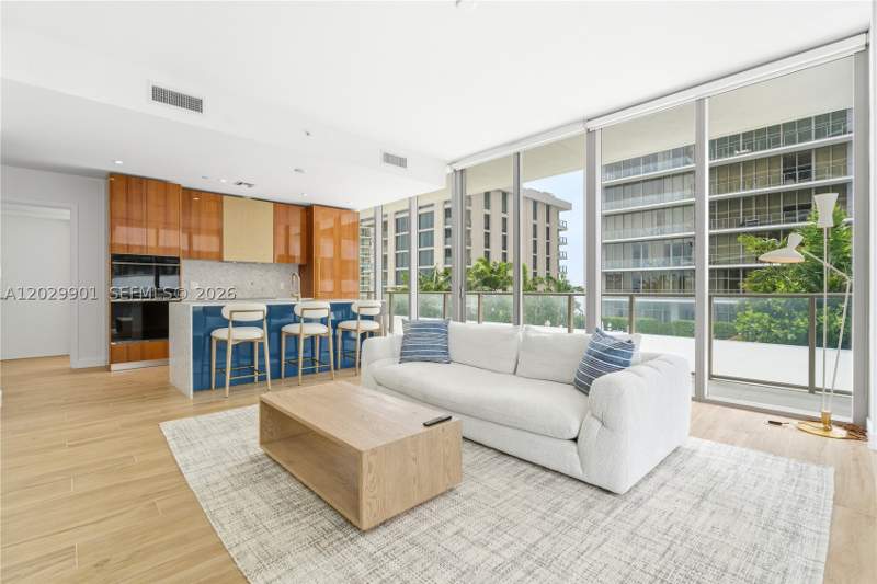 2 bedroom Condominium at 2678 Tigertail Ave 911, 2678 Condo, Miami — photo 2