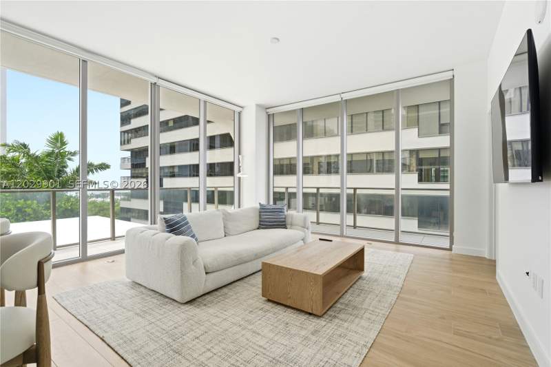 2 bedroom Condominium at 2678 Tigertail Ave 911, 2678 Condo, Miami — photo 4