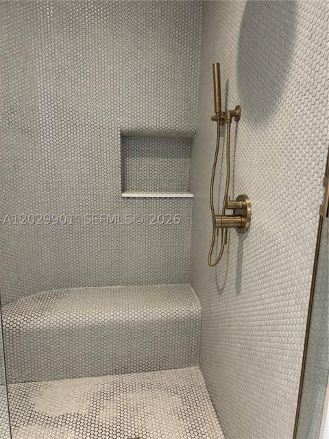 2678 Tigertail Ave 911, Miami FL - photo 9 of 34
