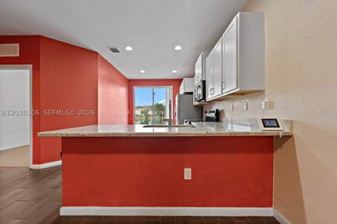 2390 SE 15th St, Homestead FL - photo 13 of 36