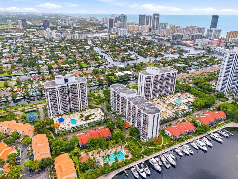 2 bedroom Condominium at 3610 Yacht Club Dr 1115, Portsview @ The Waterways, Aventura — photo 2