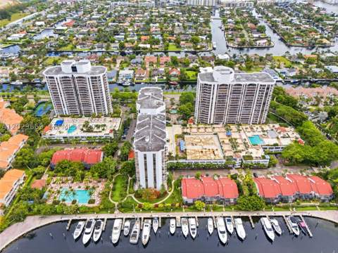 3610 Yacht Club Dr 1115, Aventura FL - photo 23 of 42