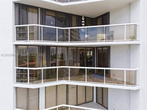 3610 Yacht Club Dr 1115, Aventura FL - photo 24 of 42