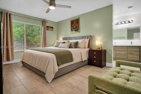 14244 SW 163rd Ter, Miami FL - photo 13 of 32