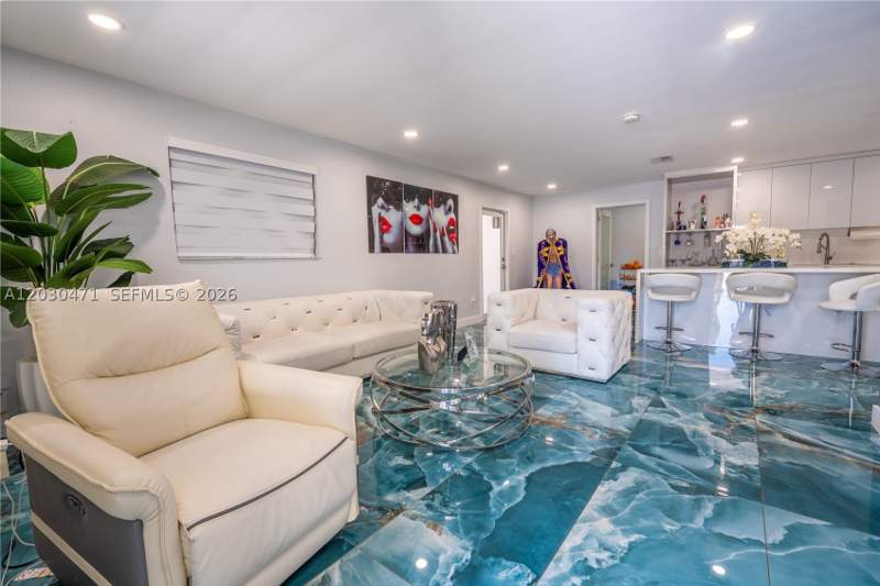 4 bedroom SingleFamilyResidence at 11851 SW 181st St, South Miami Heights Addn, Miami — photo 4