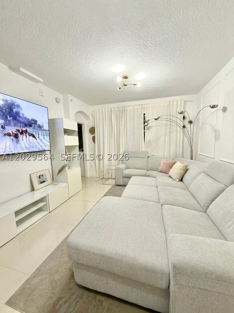 3 bedroom Condominium at 6540 NW 114th Ave 1408, The Courts At Doral Isles, Doral — photo 1