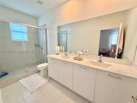 2462 NW 131st Cir, Miami FL - photo 13 of 41