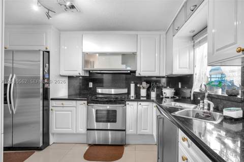 1320 SW 84th Ave, Miami FL - photo 13 of 44