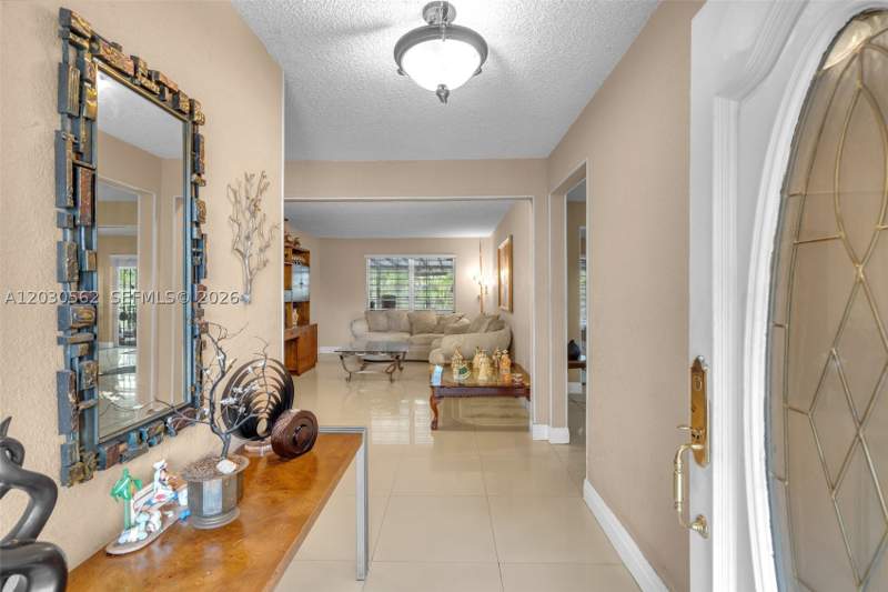 3 bedroom SingleFamilyResidence at 1320 SW 84th Ave, Samuel Beck Sub, Miami — photo 4