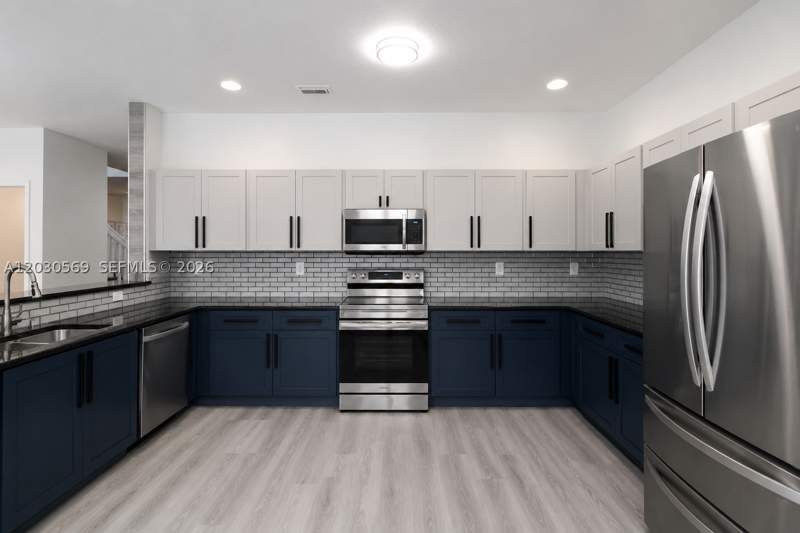 4 bedroom SingleFamilyResidence at 2564 SW 147th Path, Coral Lakes Kingdom, Miami — photo 3