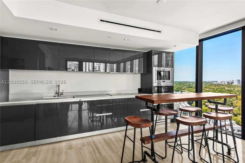 1 bedroom Condominium at 1451 Brickell Ave 1706, Echo Brickell Condo, Miami — photo 1