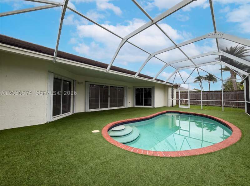 4 bedroom SingleFamilyResidence at 16571 SW 145th Ave, Limewood Grove, Miami — photo 5
