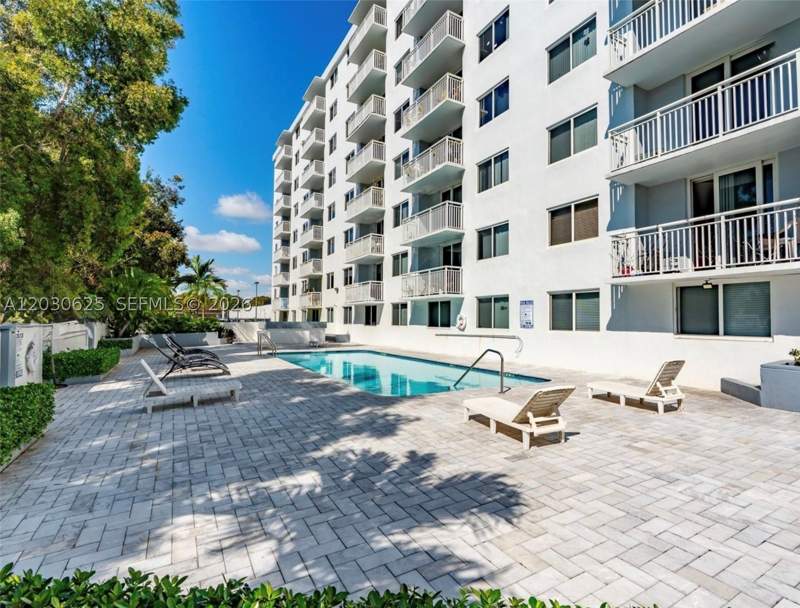1 bedroom Condominium at 1251 NE 108th St 409, Harbour Pointe Of Miami C, Miami — photo 3