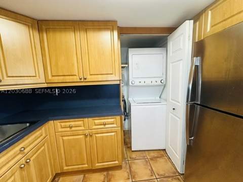 8775 Park Blvd 309, Miami FL - photo 8 of 19