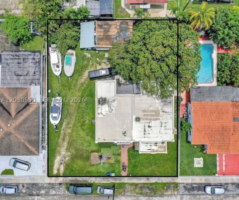 3078 NW Flagler Ter, Miami FL - photo 7 of 9