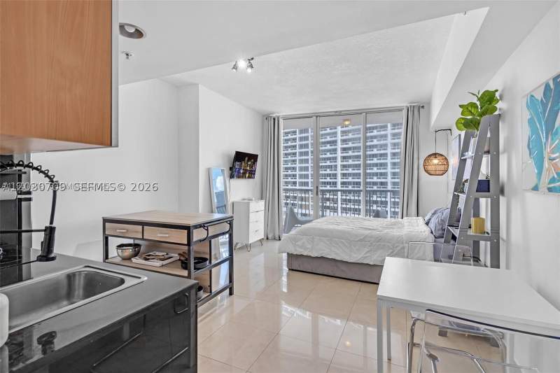 0 bedroom Condominium at 1750 N Bayshore Dr 1204, Opera Tower Condo, Miami — photo 4