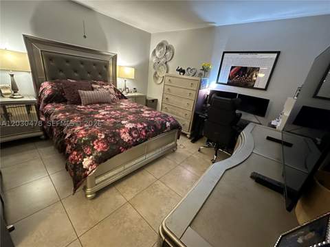 18240 NE 8th Ave, North Miami Beach FL - photo 10 of 66