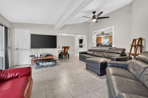 18240 NE 8th Ave, North Miami Beach FL - photo 16 of 66