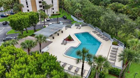 9735 NW 52nd St 209, Doral FL - photo 10 of 15